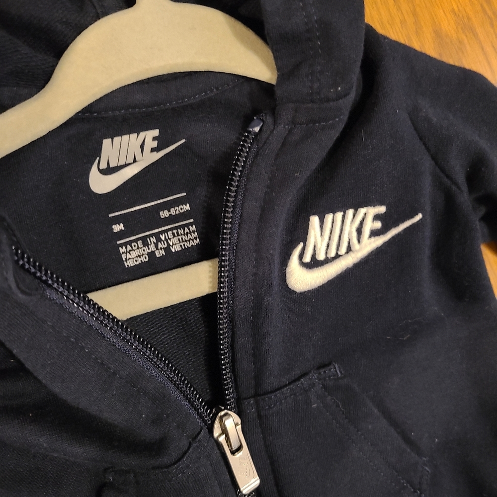 NWOT Nike jumpsuit size 3months